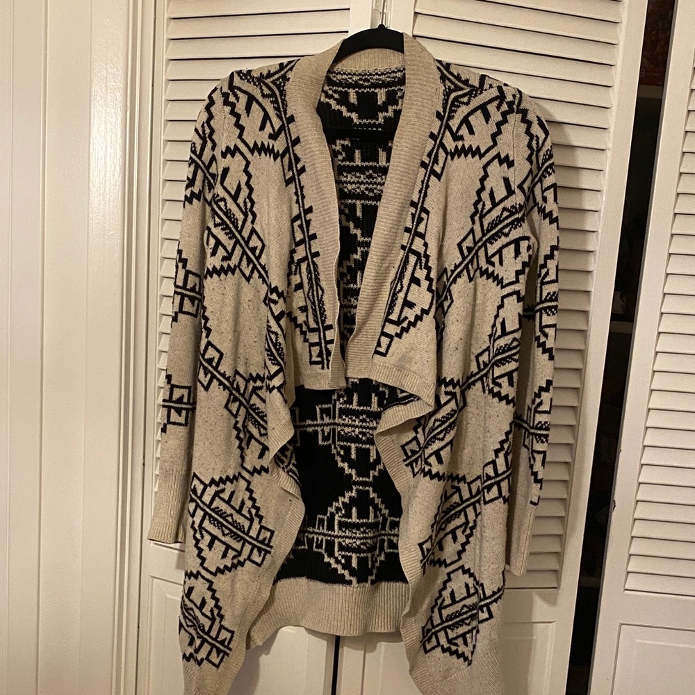 Urban Outfitters Beige and Black Geometric Cardigan